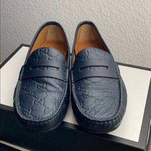Gucci navy loafer